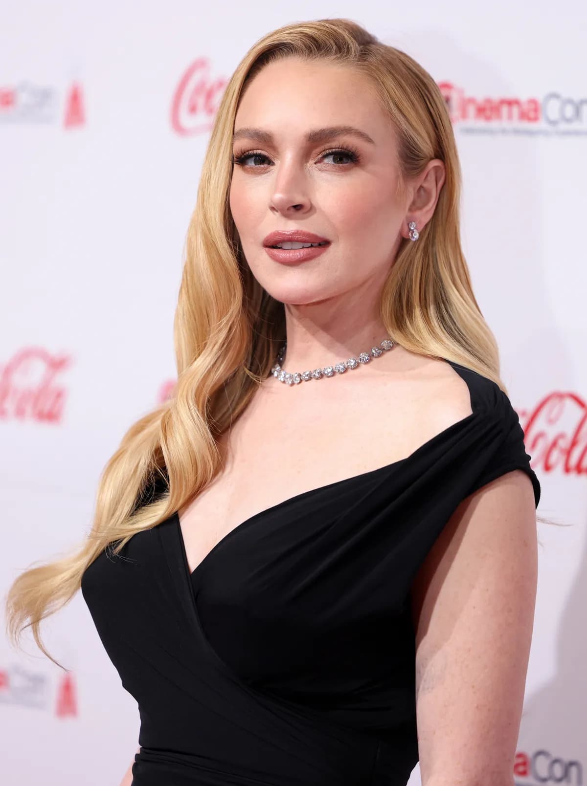 Lindsay Lohan's Teeth: A Smile Transformation Across a Comeback