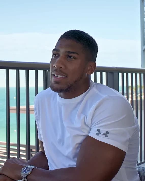 Anthony Joshua's Teeth: The Boxer's Bright Smile Explained