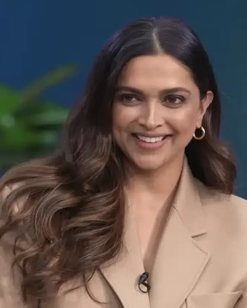 Deepika Padukone ethnic facial harmony and proportional analysis