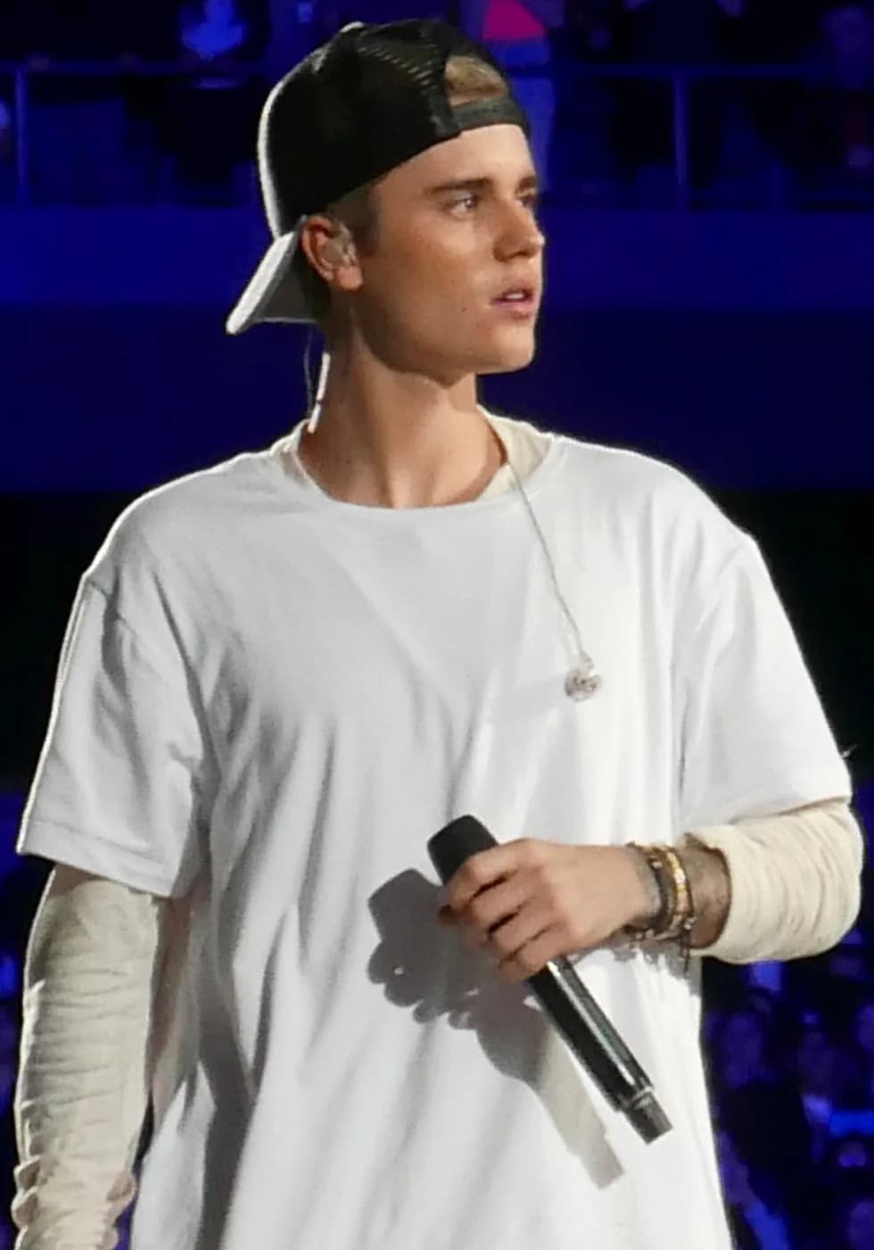 Justin Bieber's Teeth: From Grills to a Brighter, Even Smile