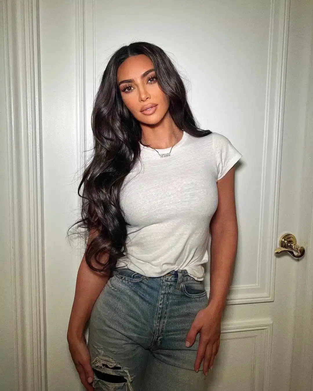 19. Kim Kardashian smile geometry in high-resolution photograph