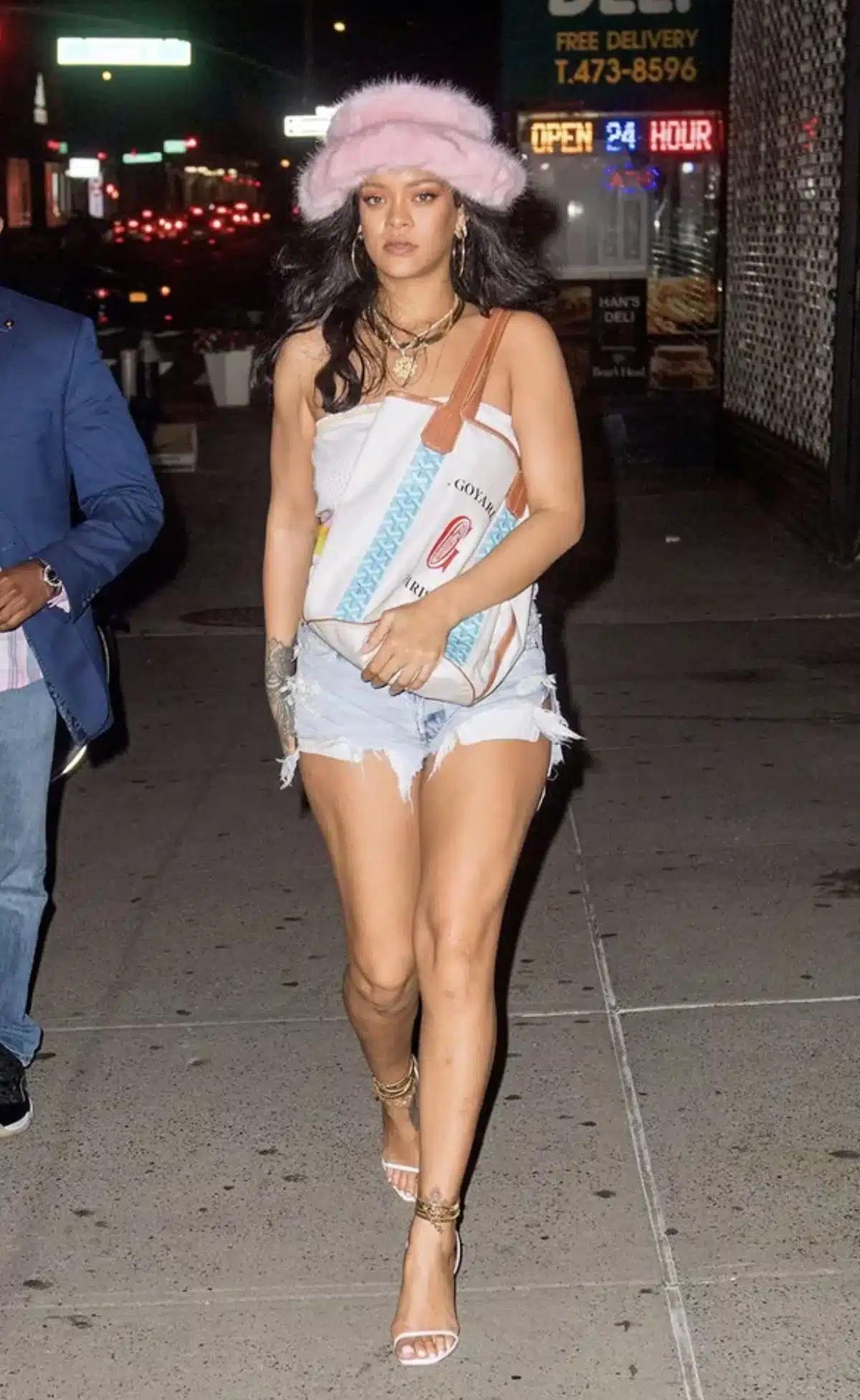 rihanna smile & golden face ratio