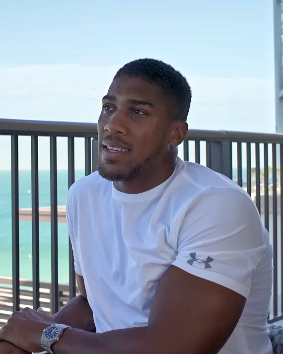 Anthony Joshua's Teeth: The Boxer's Bright Smile Explained
